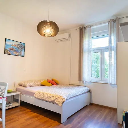 Apartment Goga Nova *